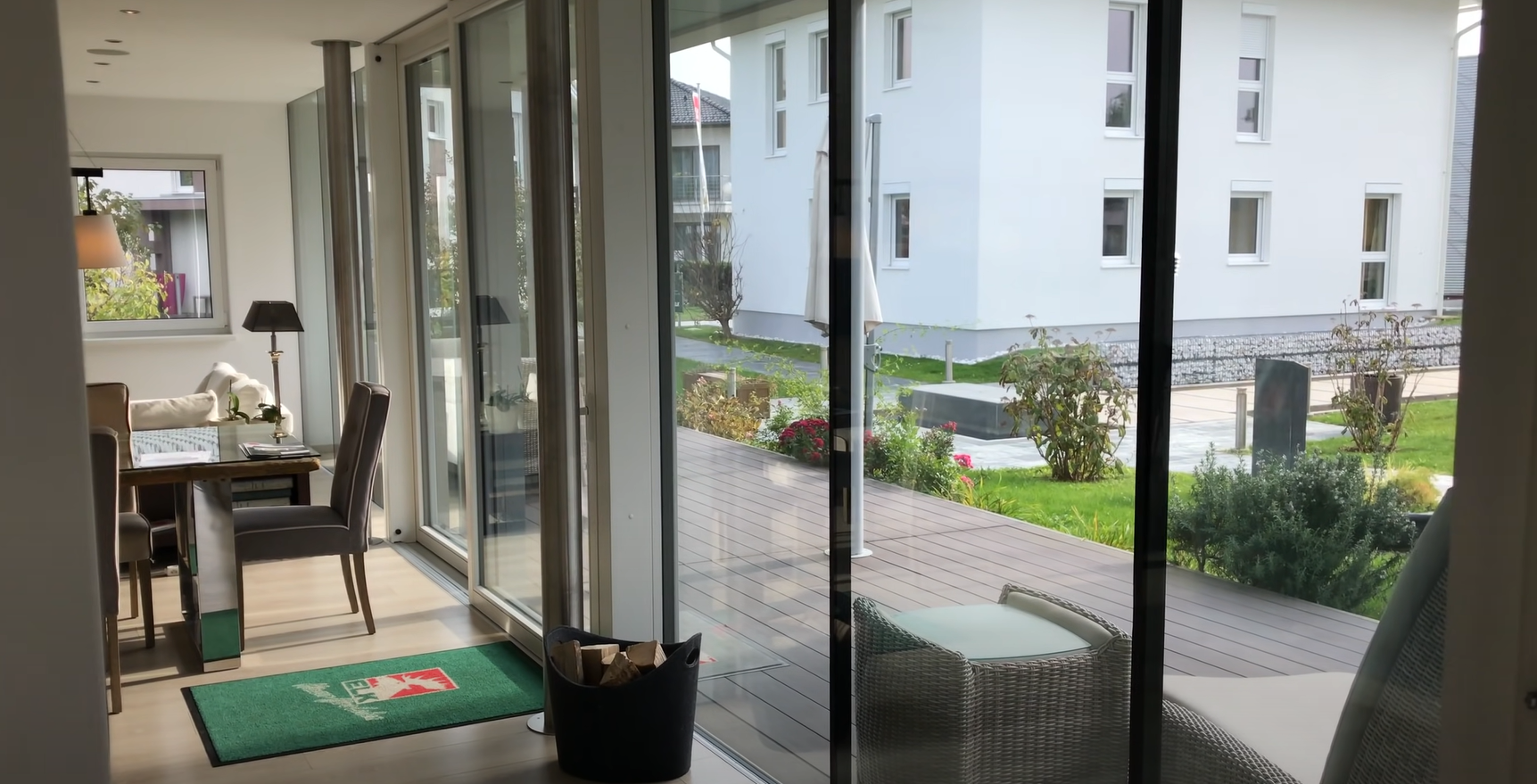 Установка окон Grain в дом